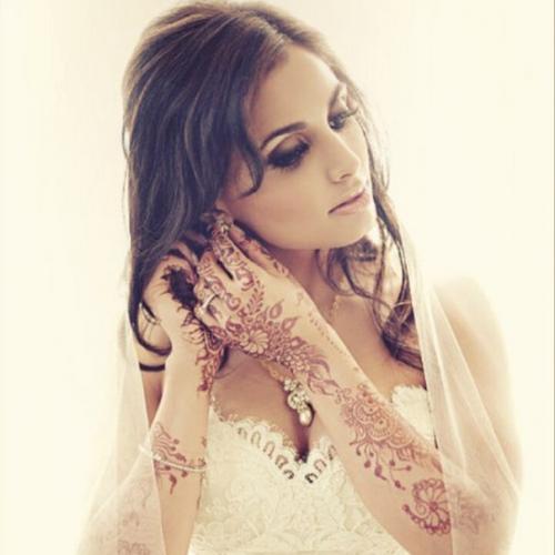 Мехенди, причёска и макияж для невесты, так же для подружек невесты? 02