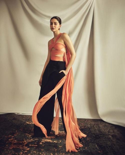 Образ Ананьи с продвижения сериала Call Me Bae. 04