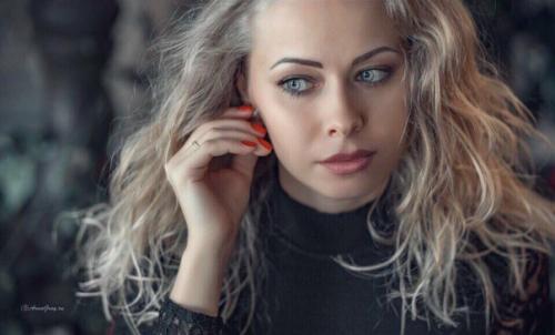 Дорогие девушки, предлагаю вам свои услуги профессионального визажиста, выполнение всех видов макияжа по доступным ценам. 01