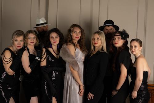 Вспышки софитов, винтажные наряды, джаз, льющийся из граммофона …. 01