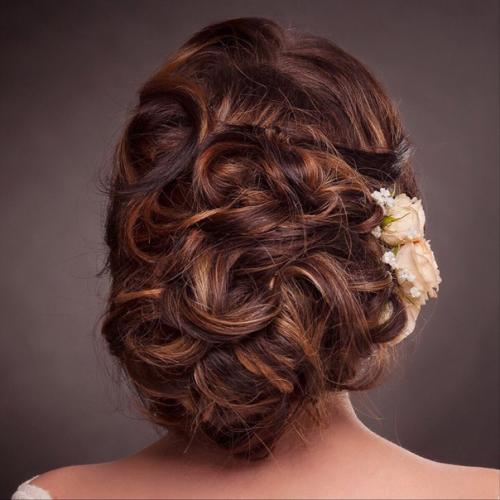 Дорогие девушки!  Вас ко мне на профессиональный макияж приглашаю? 02