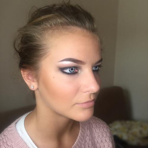 Дорогие девушки, создаю вечерний, свадебный, дневной, для фотосесий макияж, а так же причёску/укладку волос? 03