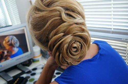 Стилист по прическам. 03