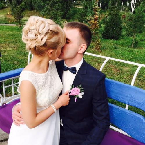 Милые девушки!  Для вас создание вечерних и свадебных причёсок! 03