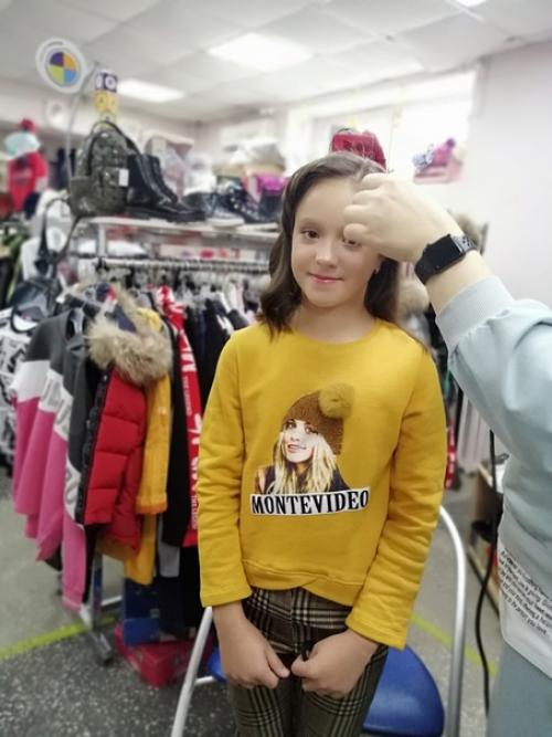 А вы знаете, что на каждой съемке у нас работает визажист - стилист! 09