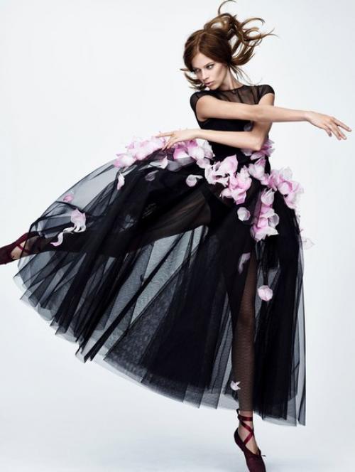 Лекси болинг в фотосессии Натаниеля голдберга для Vogue China Collections October 2015. 04