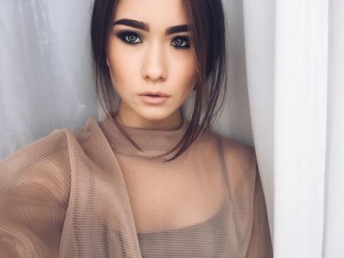 Дорогие девушки, создаю вечерний, свадебный, дневной, для фотосесий макияж, а так же причёску/укладку волос? 05