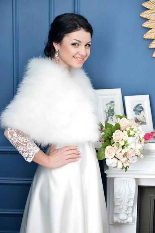 Милые невесты!  На осенний свадебный сезон по-прежнему запись на макияж ведется. 07