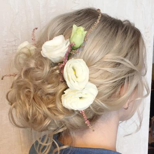 Милые девочки?  С удовольствием дополню ваш образ причёской и макияжем! 03