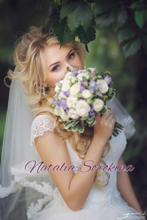 Дипломированный парикмахер - визажист, диплом международного уровня, опыт работы более 6 ти лет. 03