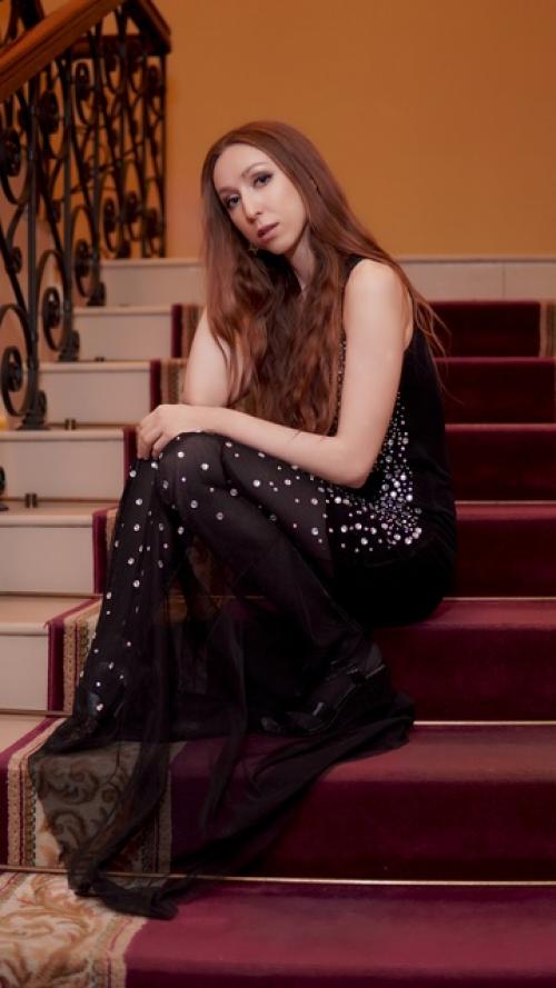 Фотосессия для знакомств - это отличный способ познакомиться с новыми людьми и привлечь внимание потенциальных партнеров. 04