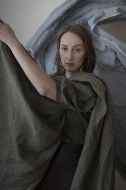 Как через прическу, одежду и макияж рассказать о некоторых гранях своей личности? 01