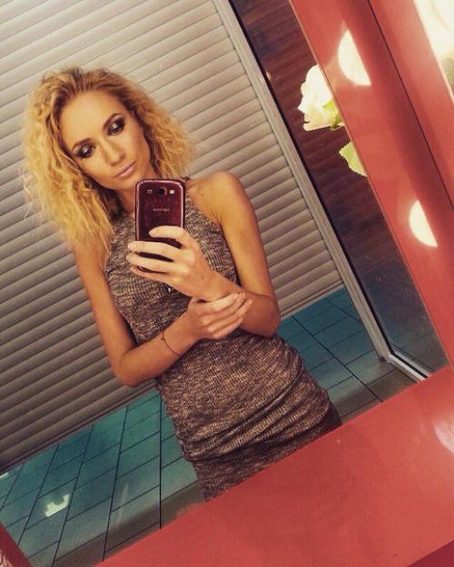 Дорогие девочки!  Почаще радуйте себя своим сногсшибательным отражением в зеркале, а я вам в этом с радостью помогу? 07