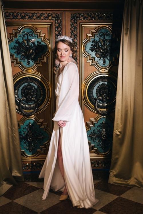 Команда Too Much создает уникальные фотопроекты и проводит стильные индивидуальные съемки. 02