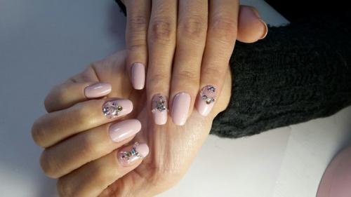 Студия красоты Лакшми на комплексы приглашает? 02