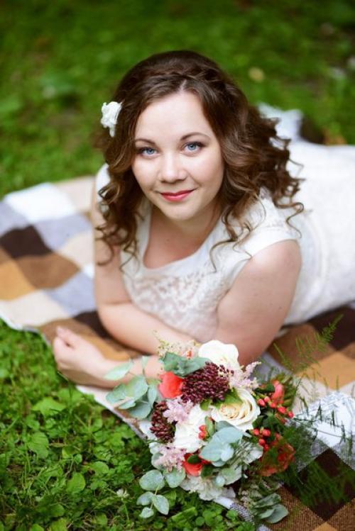 Любая причёска на ваш выбор за репост достанeтся случайному пользователю, подписавшемуся на сообщество Nufa стилист - прически и макияж в Омске. 01