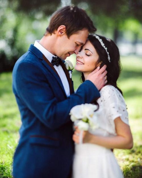 Дорогие невесты!  Открыта запись на свадебный сезон 2017! 05