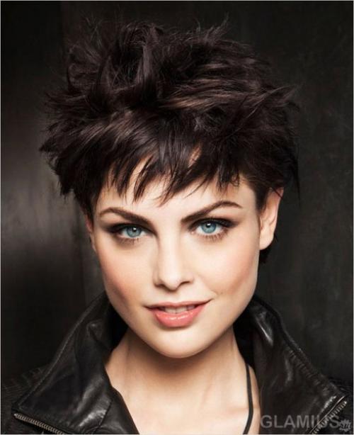 Стрижки на короткие волосы на новый 2016 год. 06