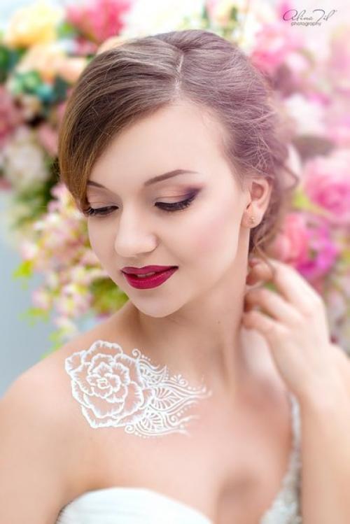 Милые девушки!  Рада предложить свои услуги! 01