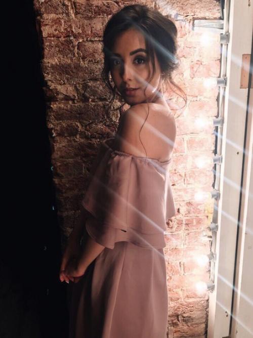 К себе на прическу и макияж приглашаю? 01