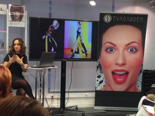 25 сентября в Laimalux Academy (г. Санкт-петербург) прошел мастер-класс тенденции моды осень - зима 2015/16 от школы стиля и макияжа Estetista. 05