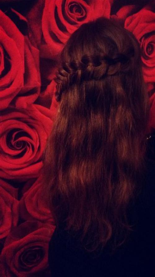 Здравствуйте. Предлагаю услуги визажиста - парикмахера. 07