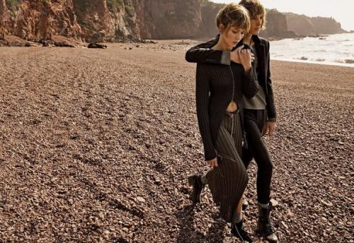 Shore Leave: Карли клосс и Дилан броснен в фотосессии Майкла дженссона для US Vogue November 2015. 09