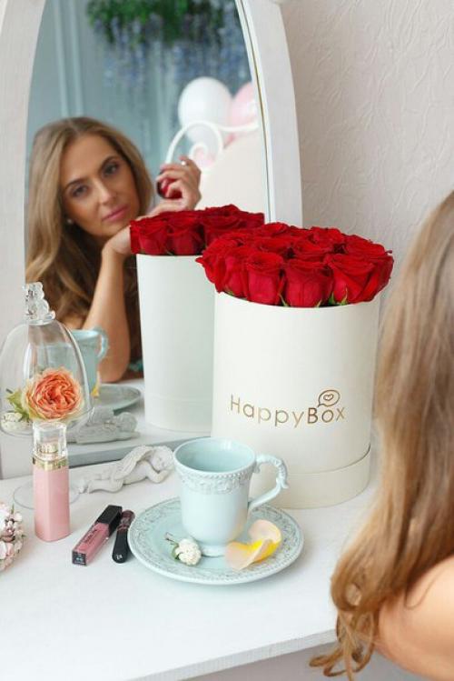 Подоспели чудесные фотографии с крайнего фотосета для цветочного салона Happy Box. 02