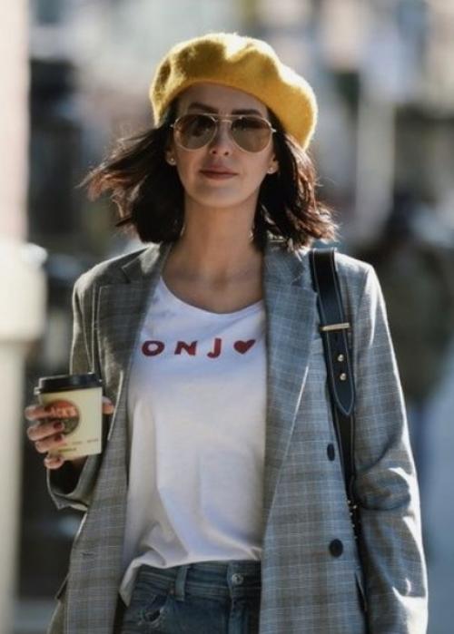 Берет идет практически всем, и, в отличие, от шляпы, его гораздо легче подобрать к своему типу лица и под собственные стилистические предпочтения. 01