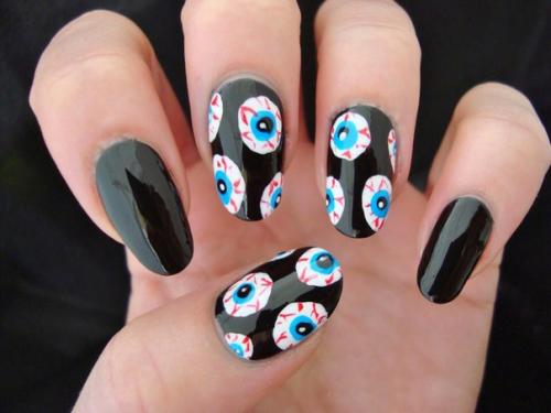 Лучшие идеи для маникюра на Хеллоуин? 08