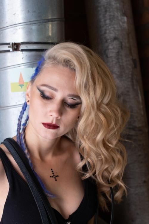 Гранжевым ребятам, гранжевые песни, гранжево поют. 02 Гранжевым ребятам, гранжевые песни, гранжево поют. 02