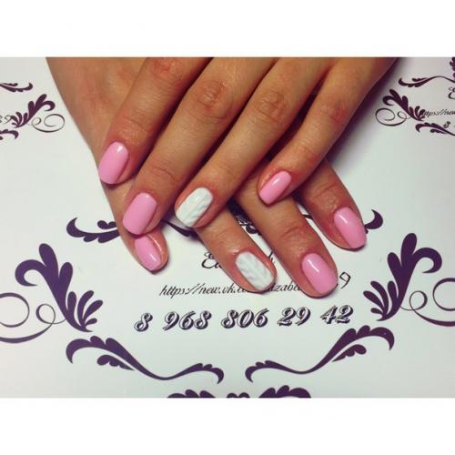 Добрый день!  Предлагаю свои услуги маникюр/педикюр, покрытие гель лак. 04