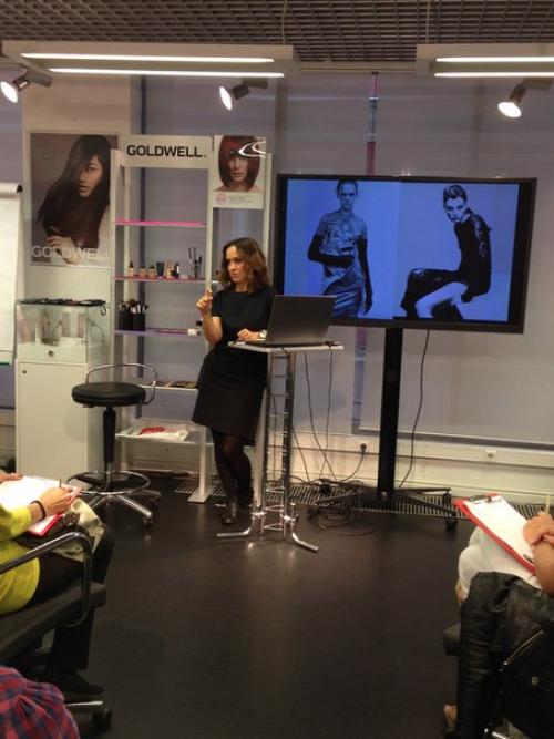 25 сентября в Laimalux Academy (г. Санкт-петербург) прошел мастер-класс тенденции моды осень - зима 2015/16 от школы стиля и макияжа Estetista. 01