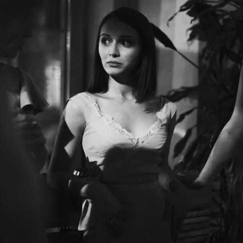 Нежные, прекрасные девушки из Sestrapetra доверили мне свою хрустальную красоту, а потом их хрустальные голоса доверились моим ушам. 03