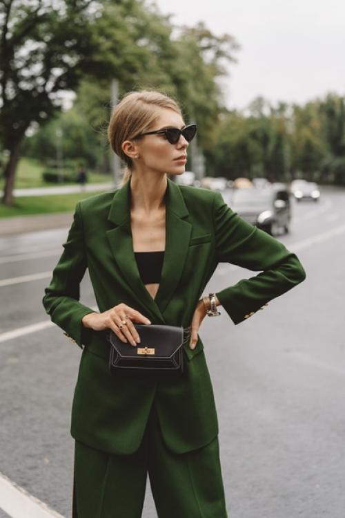 Ясмина Муратович в съёмке Hello. 05