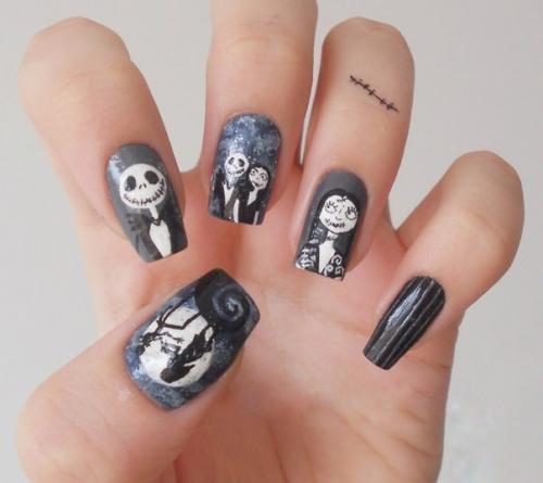 Лучшие идеи для маникюра на Хеллоуин? 07