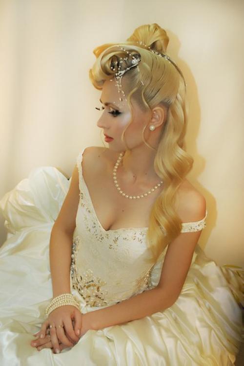 16 ноября стартует новый курс Свадебный Стилист. 01 16 ноября стартует новый курс Свадебный Стилист. 01