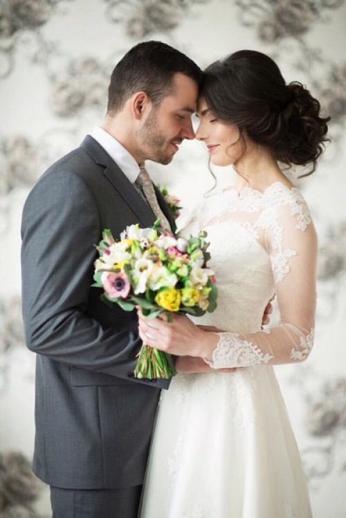 Девочки!  Новогодние корпоративы и съёмки все ближе, а мест на создание образа все меньше! 09