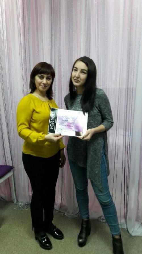 Милые девушки.  А возможно и молодые люди? 01