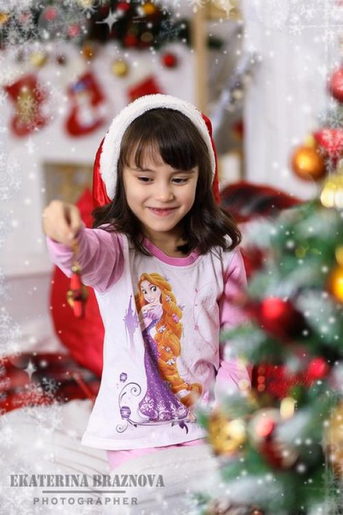 В нашей фотостудии уже появился новогодний интерьер! 04