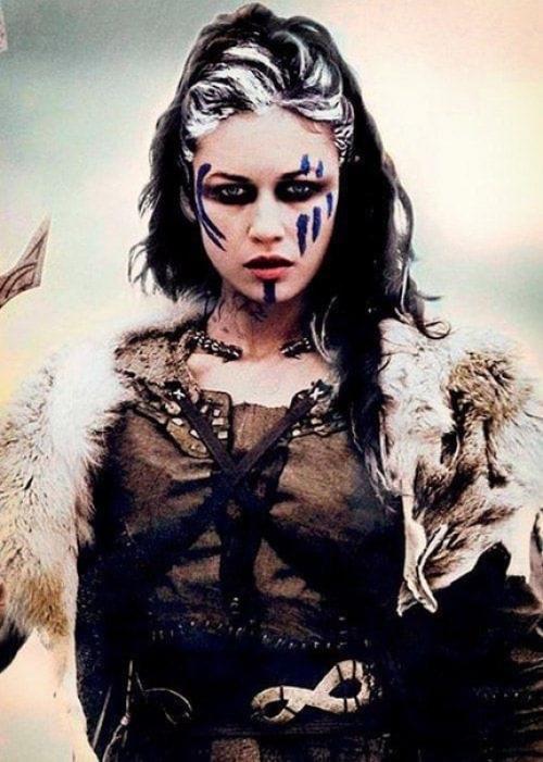 Недавно мы рассматривали примеры макияжа к образу Шаманки) а что интересного можно сделать к викингу. 06