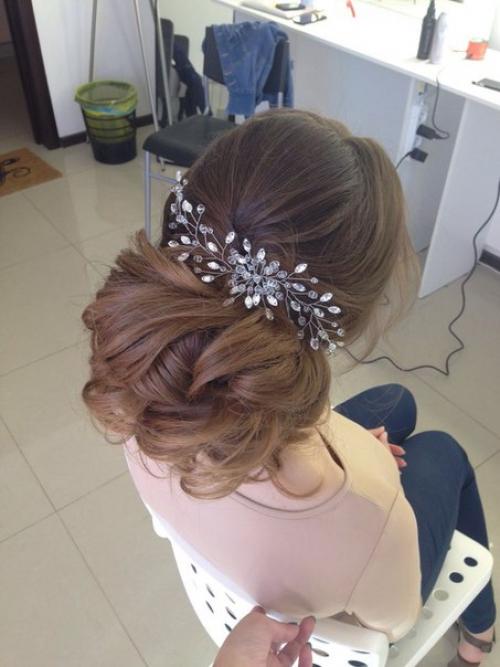 Добрый вечер!  Девочки, приглашаю вас на макияж и причёски! 03