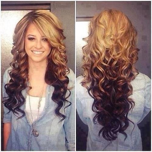 Девочки, в эту субботу у нас работают мастера по визажу и прическам. 01