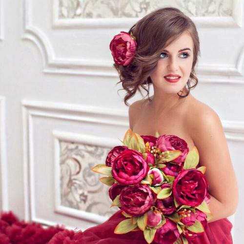 Девочки!  Новогодние корпоративы и съёмки все ближе, а мест на создание образа все меньше! 05