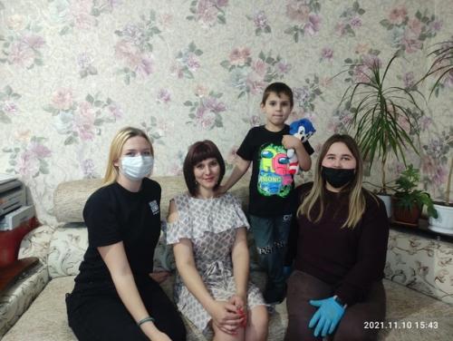 Мамин День.   10 ноября, студенты павловского филиала гбпоу во ГПК провели акцию в рамках проекта мамин день. 04