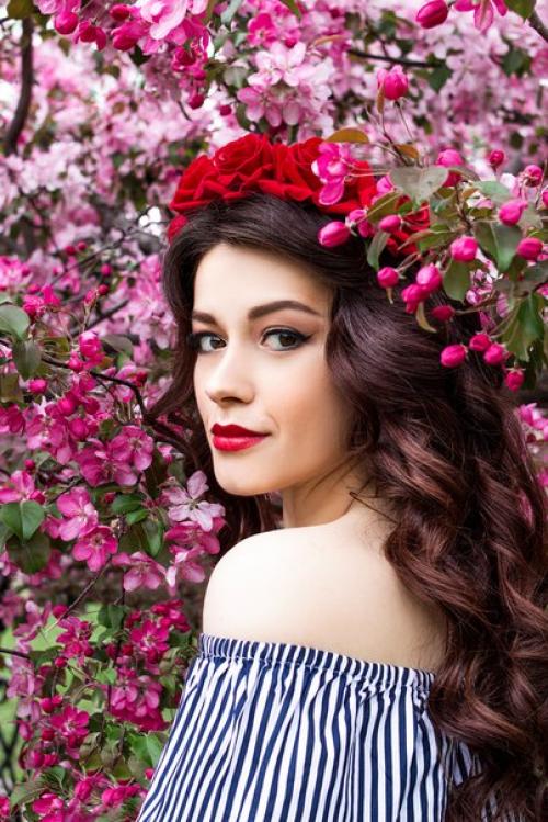 Дорогие девушки, ведется запись на декабрь, теперь на проспекте октября 125? 06