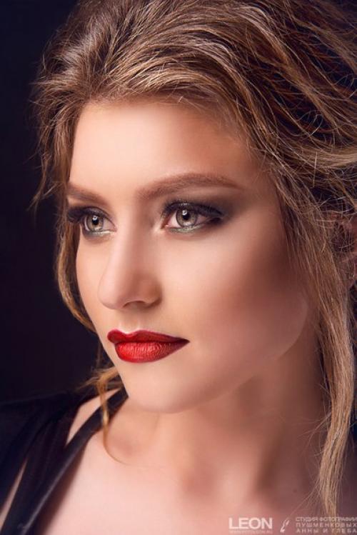 Акция! Праздничный новогодний образ (прическа и макияж) за 3000! 03 Акция! Праздничный новогодний образ (прическа и макияж) за 3000! 03