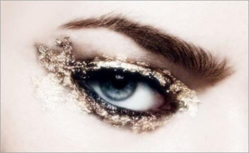 Тенденция в макияже: золотые блики. 03