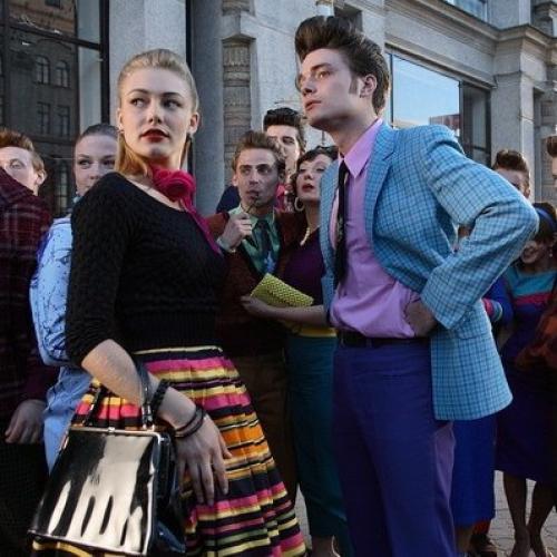 Собираетесь встречать новый год в компании друзей? 01