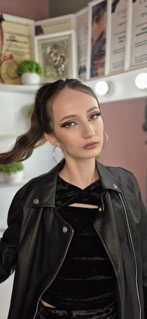 Красота внимания - особенно в праздничные дни требует! 01